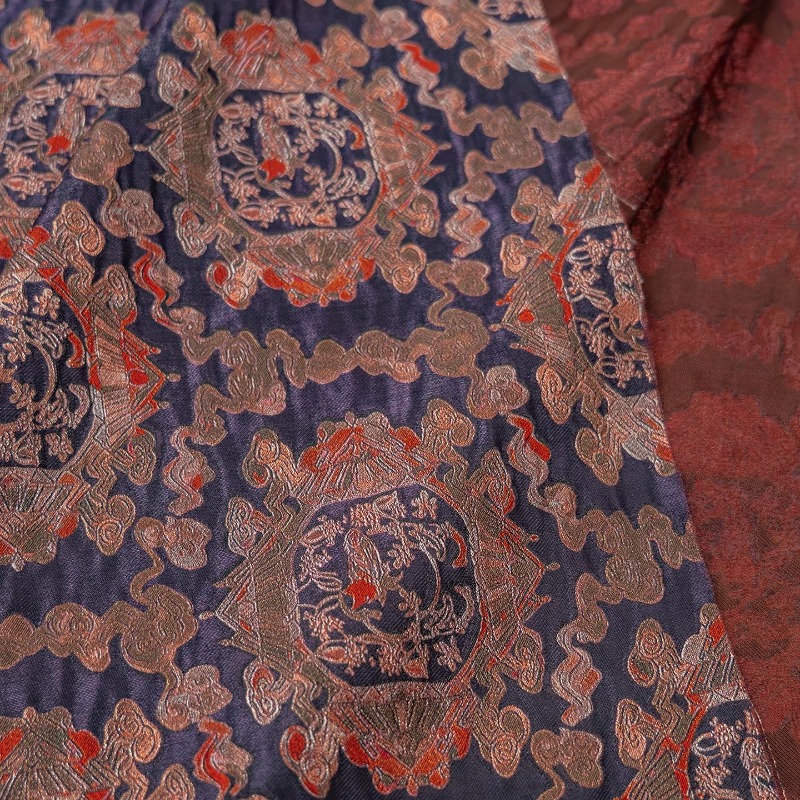 Purple Red Rayon Floral Jacqua - đánh giá và giá Sewing Fabric